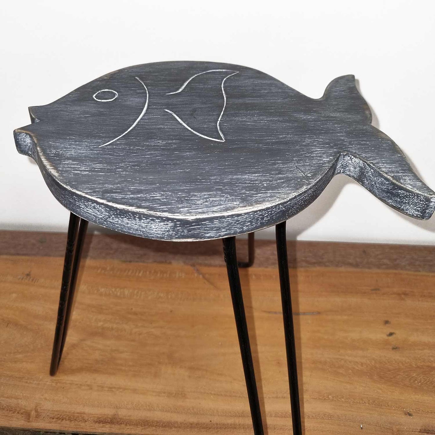 Soporte para pescado de madera Albasia - Greywash