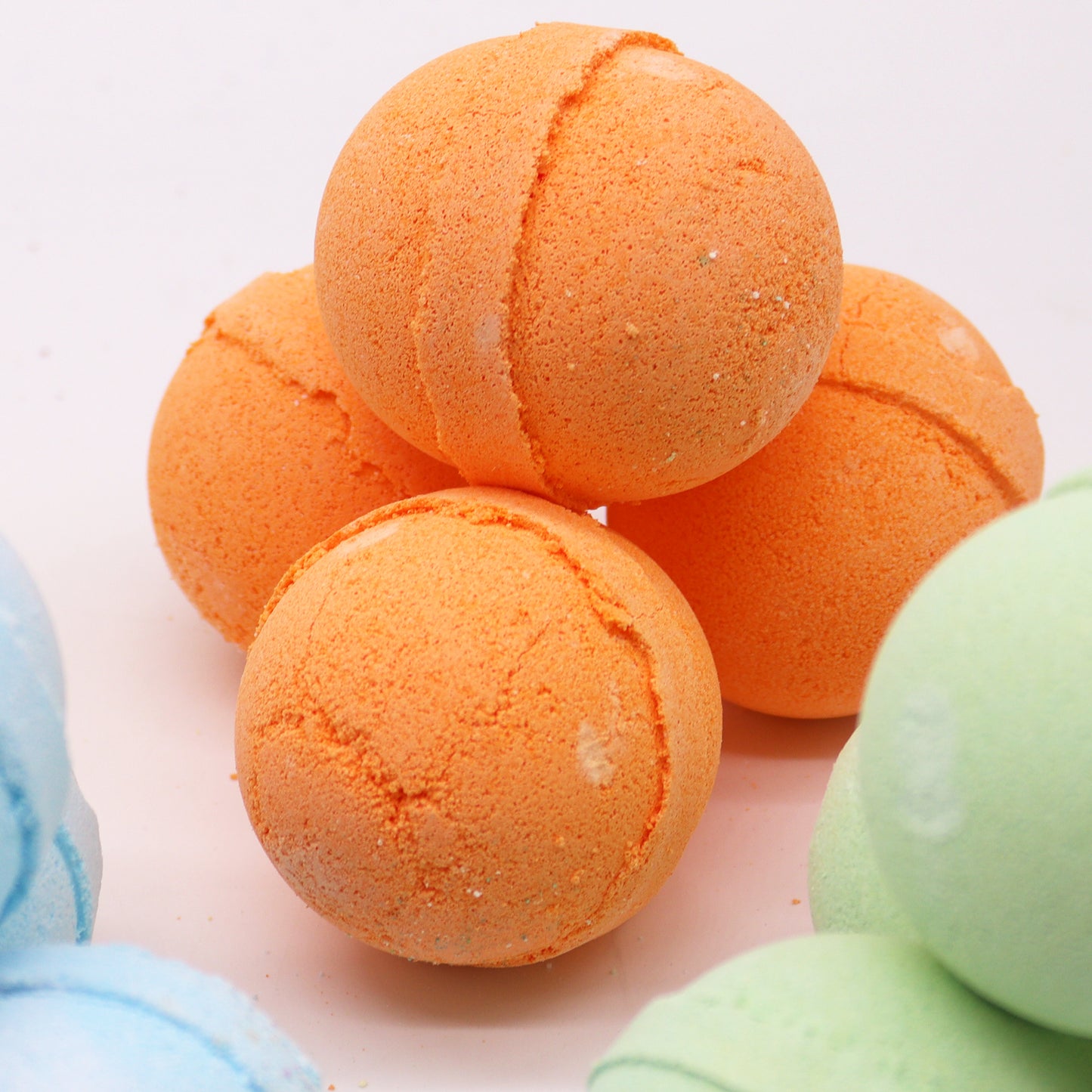 Lemongrass & Mandarin Bath Bomb